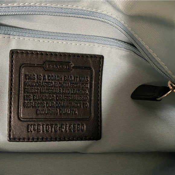 Black Coach bag - Picture 6 of 7